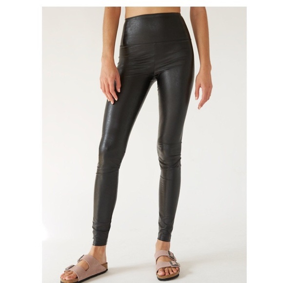 Aritzia High-waisted Vegan Leather legging - Picture 3 of 10